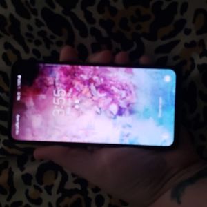Samsung Galaxy S10e